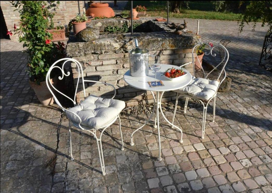 La Bertinora Bed & Breakfast Villa Verucchio ภายนอก รูปภาพ